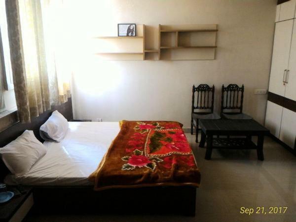Shreenath Ji Hotel 2*